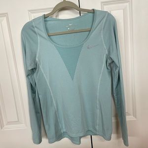 Baby blue Nike long sleeve running shirt